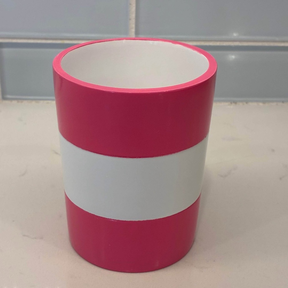 NWOT Pottery Barn Kids Pink and White Bathroom Cup